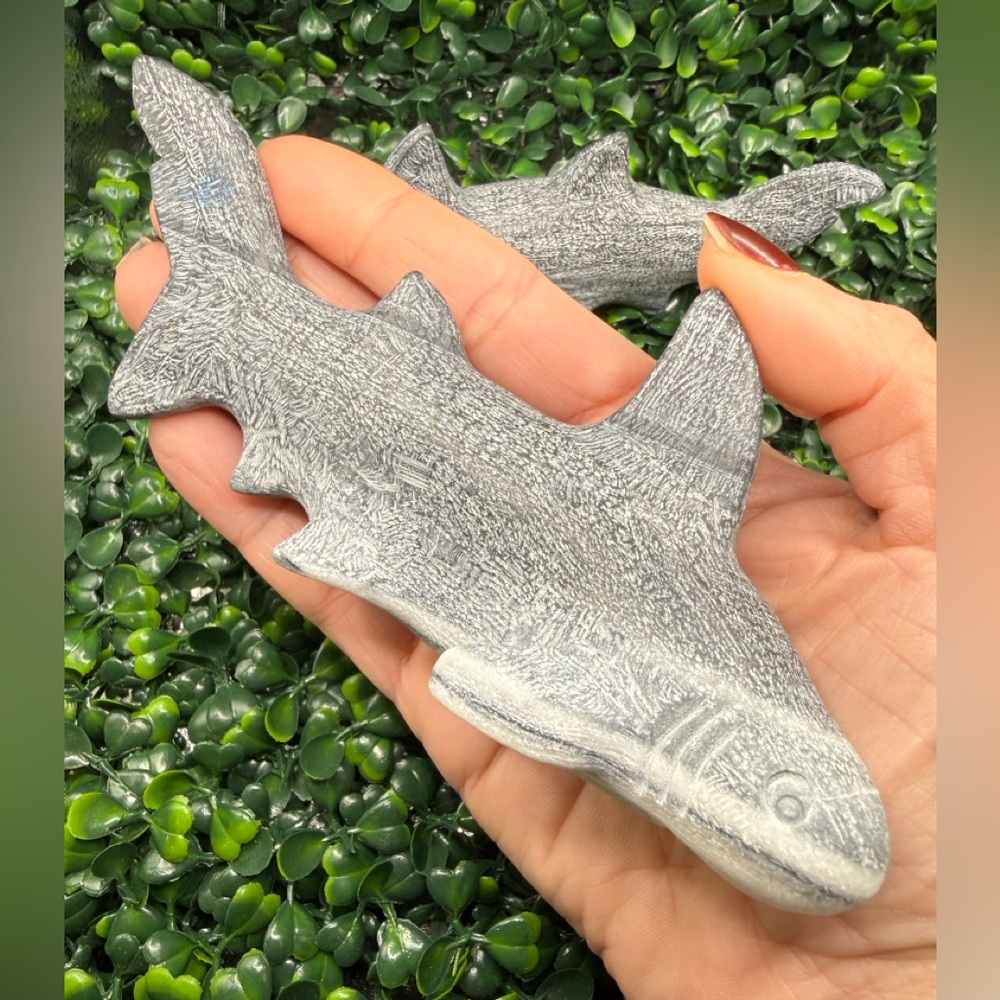 Jasper Shark Carving - Picture 5 of 7